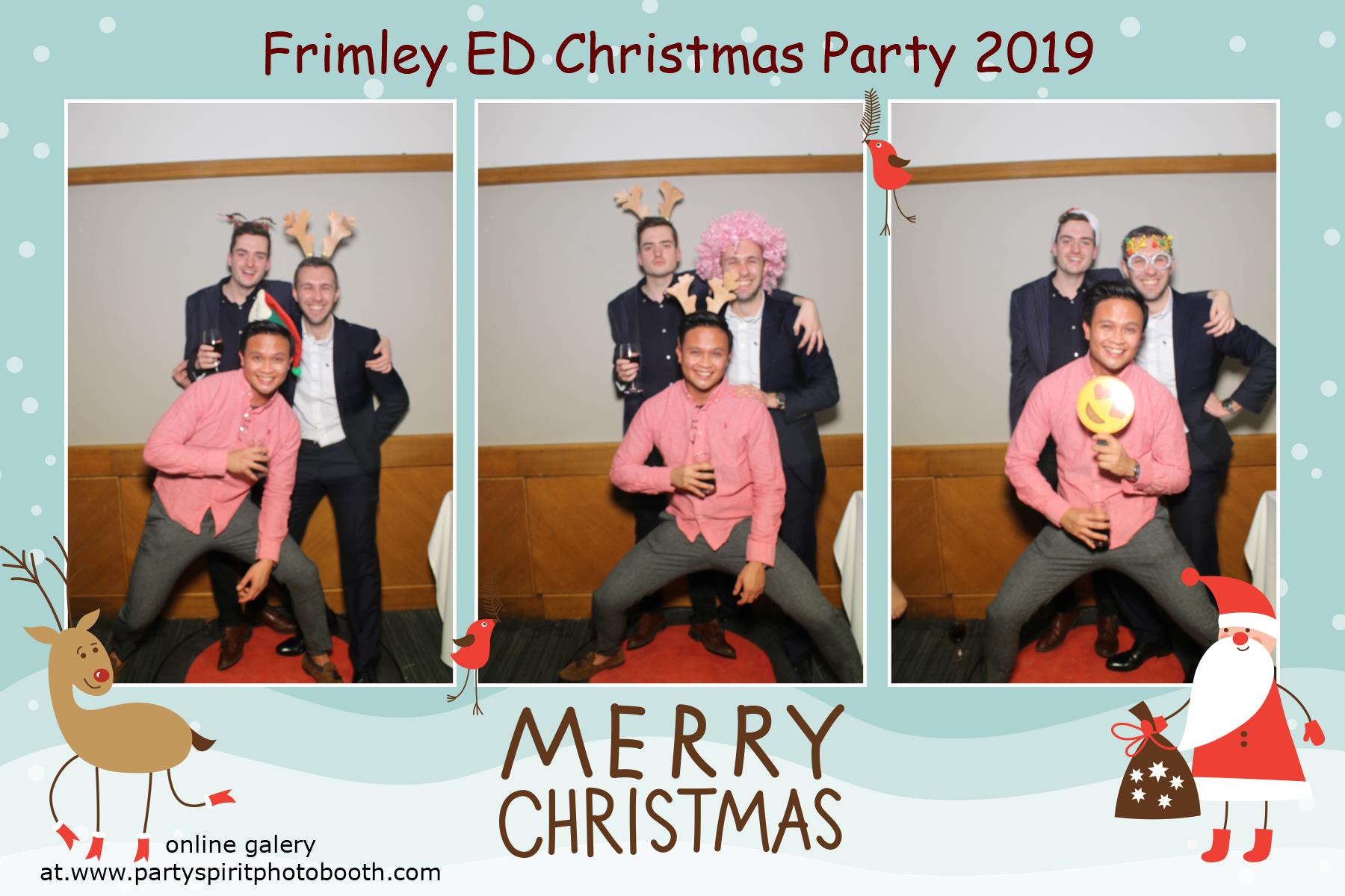 Christmas Party | View more photos from the event at gallery.partyspiritphotobooth.com/u/PartySpiritPhotoBooth/Christmas-Party-1